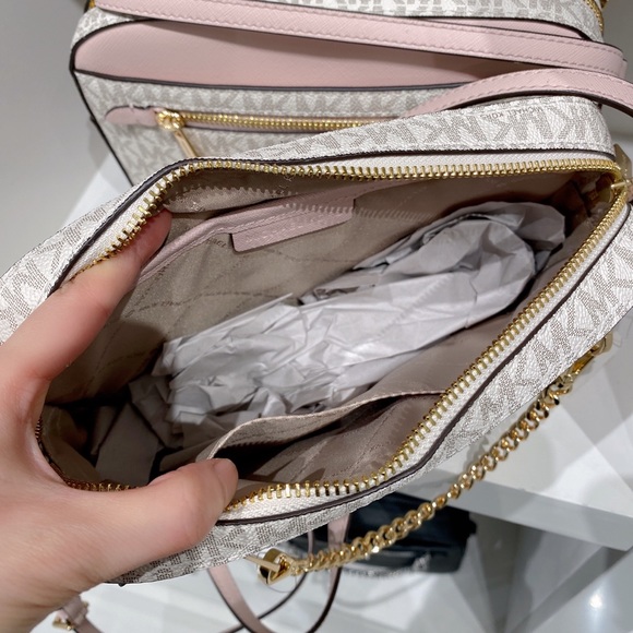 Michael Kors Jet Set Zip Chain Crossbody in vanilla/pink - Picture 6 of 8